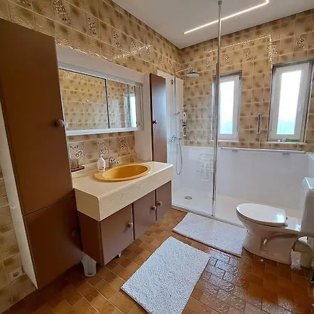 Charmante Au Coeur De Hotel *